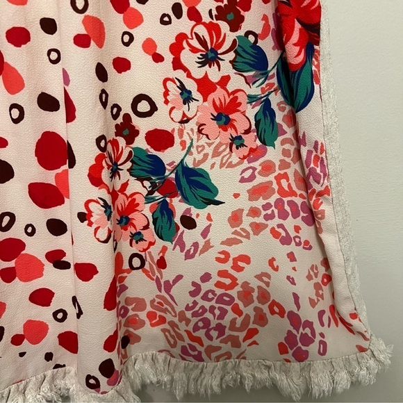 Umgee Boho Linen Blend Floral Fringe Animal Print Distressed Shirt Oatmeal Small - Picture 6 of 13